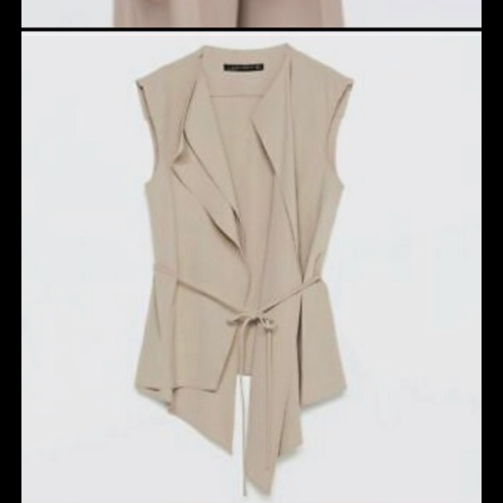 Zara vest sleeveness